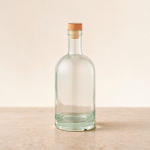 Garrafa com corpo de vidro e tampa hermética de madeira 780ml cor transparente vista de ambiente 