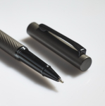 Conjunto de esferográfica e roller em alumínio mate com tinta preta cor antracite