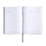 Agenda diária em papel couché com acabamento laminado e marcador A5 cor violeta