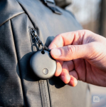 Localizador plástico com alerta a 40 m compatível com Apple e Android cor preto
