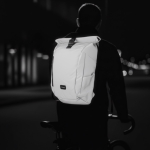 Mochila refletora em plástico reciclado com fecho enrolável 15,6'' cor branco