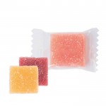 Gomas com sabor a frutas e embalagem individual cor transparente