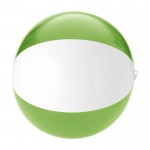Bola de praia a duas cores cor verde-lima vista frontal