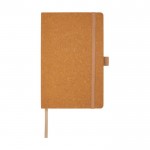 Caderno de couro reciclado, porta-caneta, folhas A5 pautadas cor natural segunda vista frontal