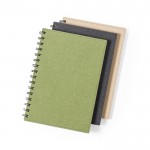 Caderno de cartão reciclado cor verde terceira vista