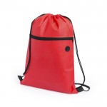 Saco tipo mochila com bolso e fecho cor vermelho primeira vista