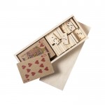 Caixa personalizada com baralho e dominó cor madeira vista principal