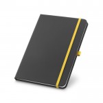 Cadernos A5 com suporte para caneta  cor amarelo