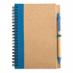 Caderno de papel reciclado com pormenor de cor cor azul