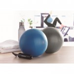 Bola de pilates ou yoga inflável cor azul vista conjunto principal