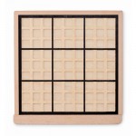 Jogo sudoku em madeira cor madeira quinta vista