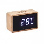 Relógio despertador personalizado de bambu cor madeira quarta vista com logotipo