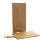 Tábua personalizável de bambu para aperitivos cor madeira vista em caixa