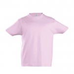 Modelo infantil de t-shirt para publicidade cor cor-de-rosa claro