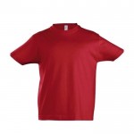 Modelo infantil de t-shirt para publicidade cor vermelho