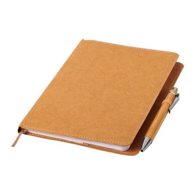 Caderno em material kraft com caneta de bambu cor castanho