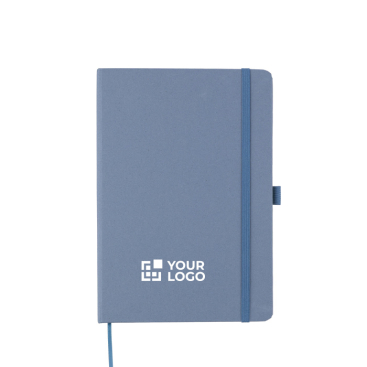 Caderno A5 com capa de cartão reciclado e folhas pautadas