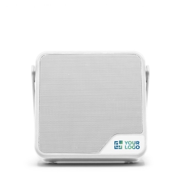 Coluna portátil impermeável feita de materiais reciclados