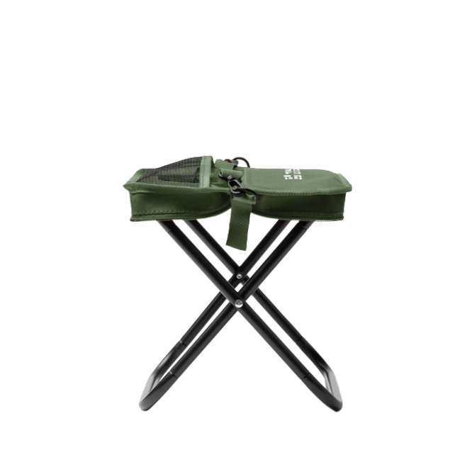 Cadeira dobrável compacta em poliéster com capa e bolsos