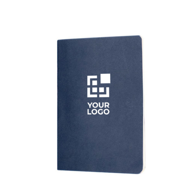 Caderno A5 com capa de cartão e folhas pautadas cor de creme